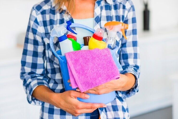 Как безопасно использовать бытовую химию: советы от МЧС
