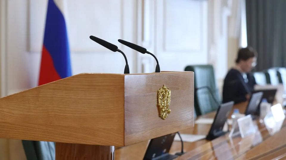 Сенатор предлагает увеличить необлагаемую налогом матпомощь до 80 тысяч рублей