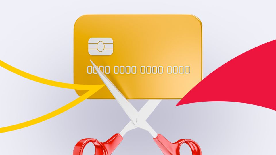 Утилизация банковских карт: зачем это важно?