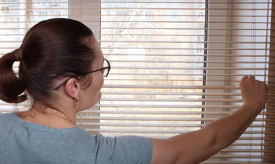 Очистка жалюзи без усилий: простые трюки для блестящей квартиры