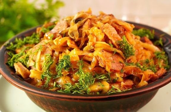 Секреты приготовления бигоса: как создать идеальное блюдо с капустой и колбасой