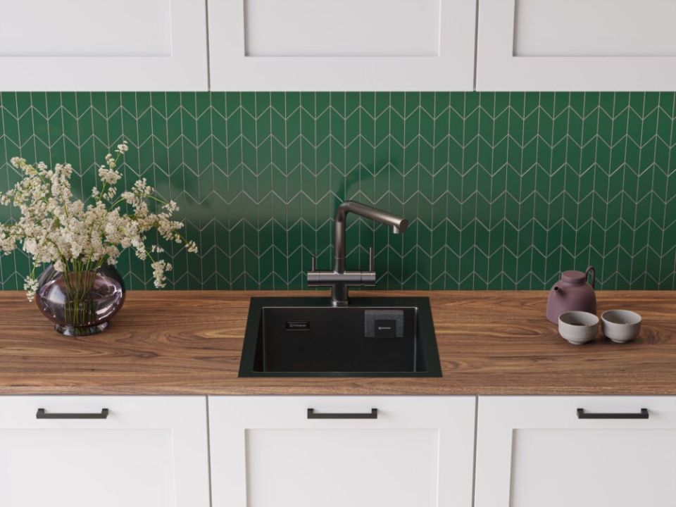 Магнитный держатель для губок: удобство на вашей кухне