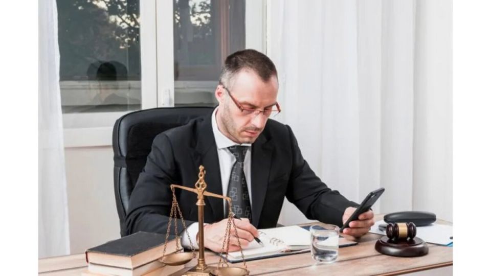 Как выбрать адвоката: важные советы на 2025 год