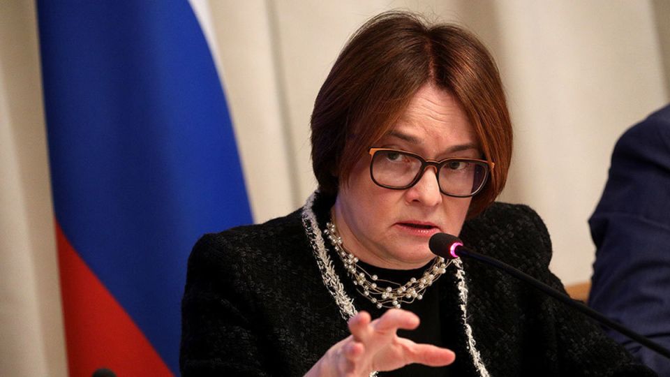 Наличные под контролем: как социальные сети становятся финансовыми разведчиками