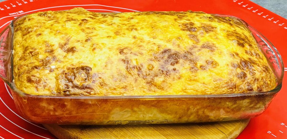 Пирог без замеса: лёгкий и воздушный десерт за 10 минут