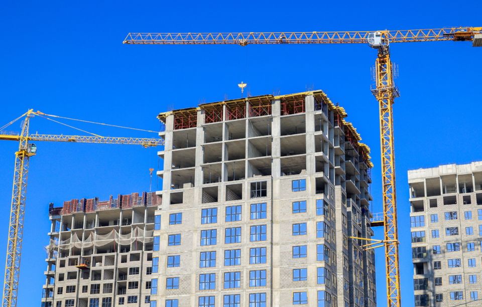 Штрафы за иностранные названия ЖК грозят застройщикам с марта 2026 года