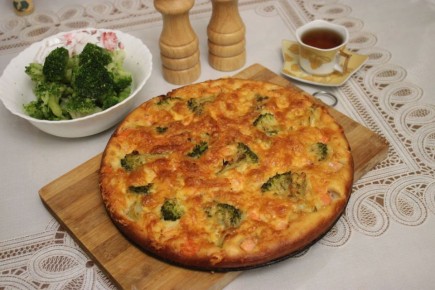 Вкусный завтрак помогает проснуться - уверен наш подписчик, кулинар-любитель, маэстро аппетитных пирогов! Да, когда с кухни плывут манящие запахи, это действительно бодрит