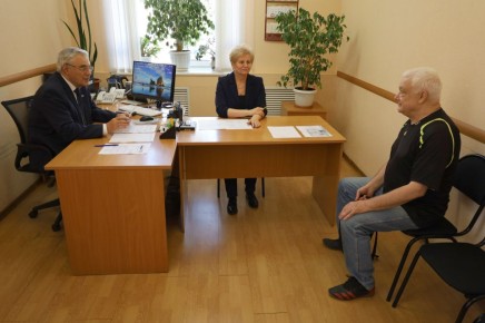 Жители Мордовии пришли на прием к Председателю Госсобрания республики Владимиру Чибиркину