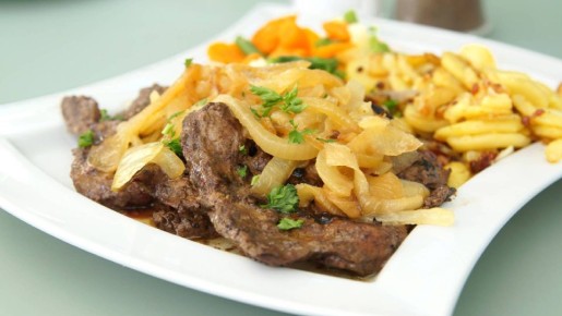 Нежное и ароматное блюдо для ужина на скорую руку: печень индейки будет таять во рту