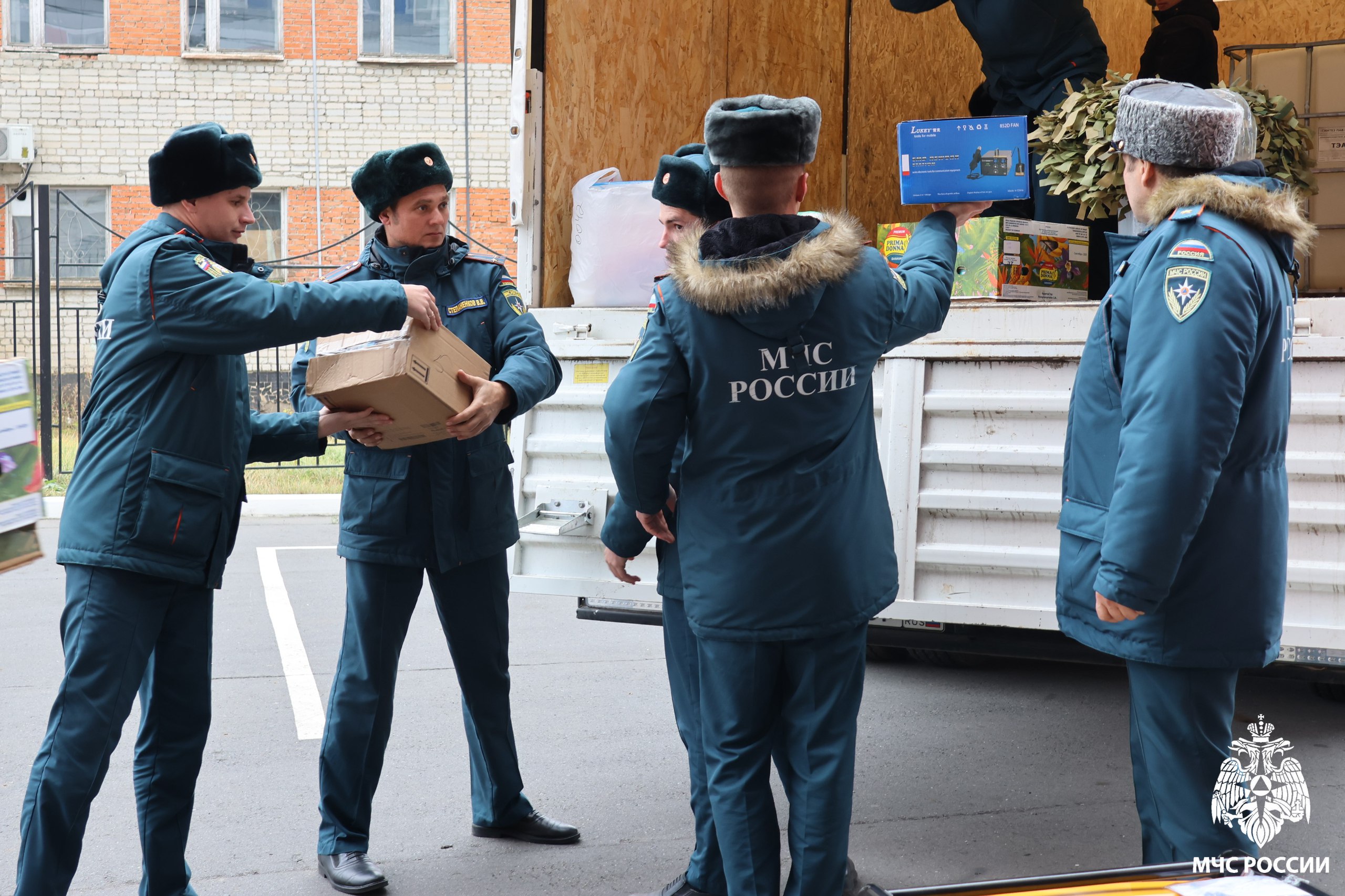 В зону СВО отправилась очередная партия гуманитарного груза В зону СВО отправилась очередная партия гуманитарного груза
