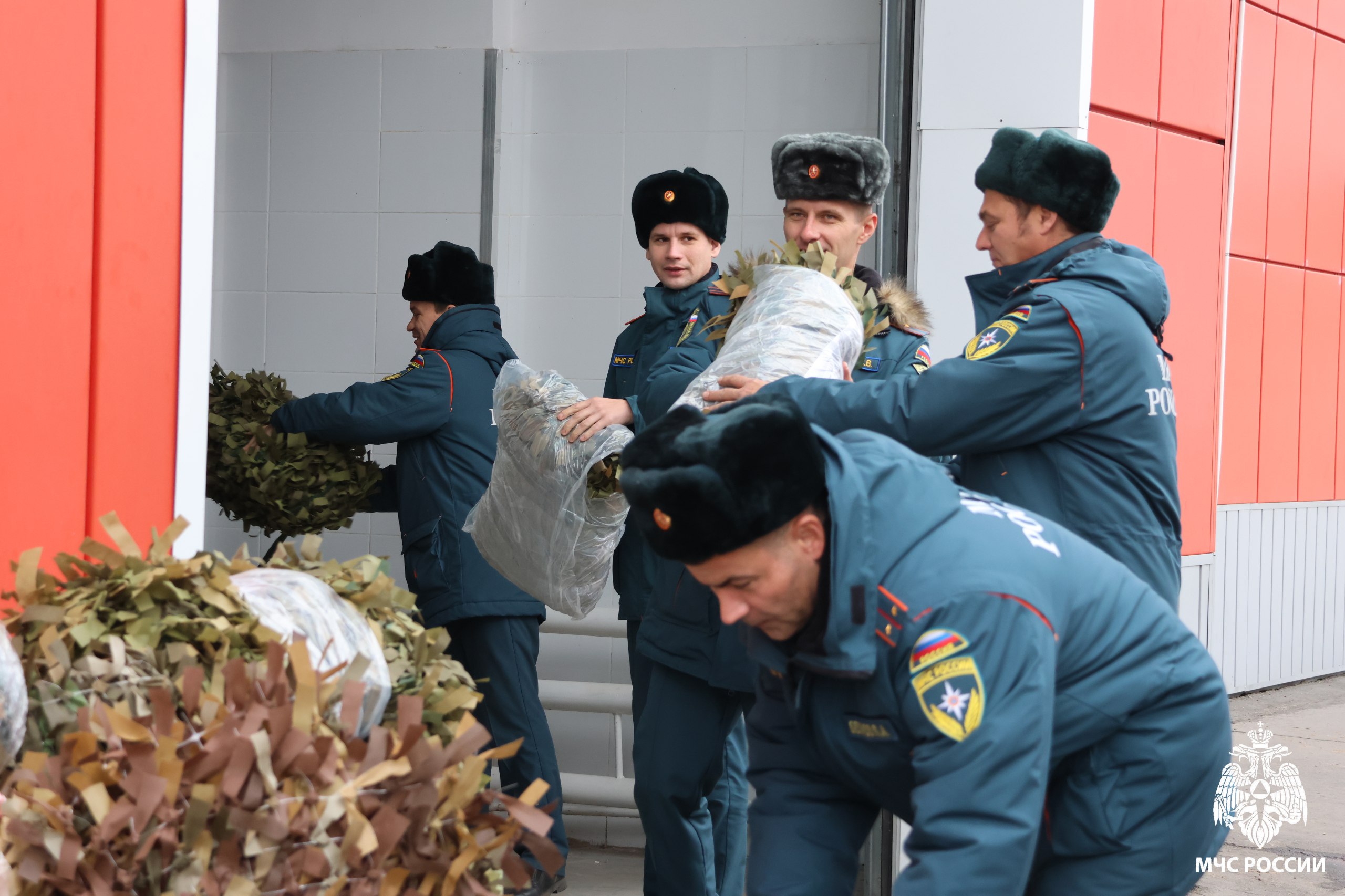 В зону СВО отправилась очередная партия гуманитарного груза В зону СВО отправилась очередная партия гуманитарного груза