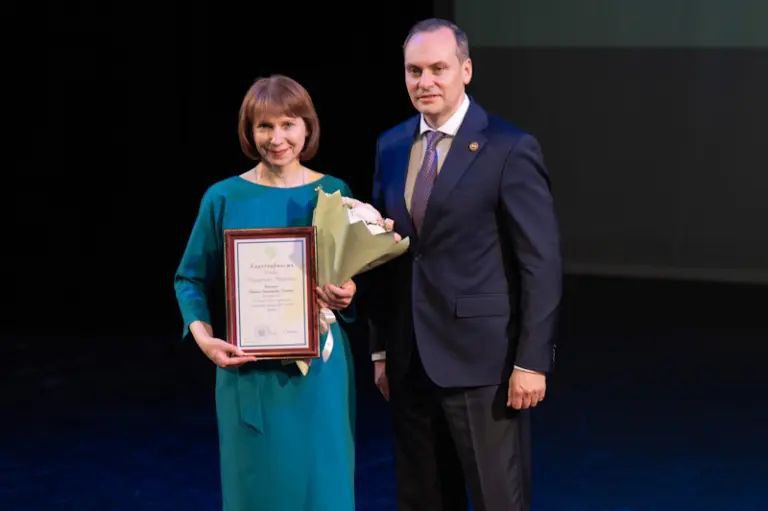 В Мордовском национальном театре состоялось торжественное мероприятие, посвященное 25-летию формирования мировой юстиции в Республике Мордовия