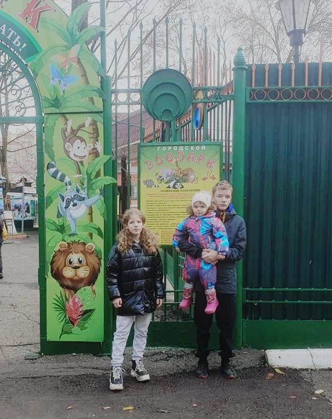 Кузьма Самолькин исполнил желание семьи военнослужащего в рамках акции «Ромашка желаний»