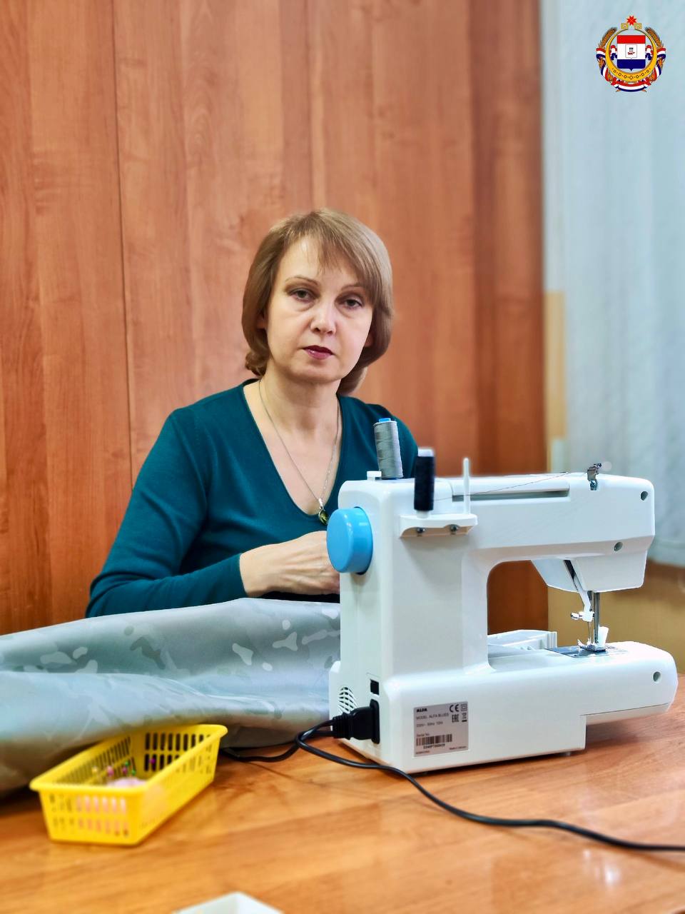 Учителя саранского лицея шьют противодроновые одеяла Учителя саранского лицея шьют противодроновые одеяла