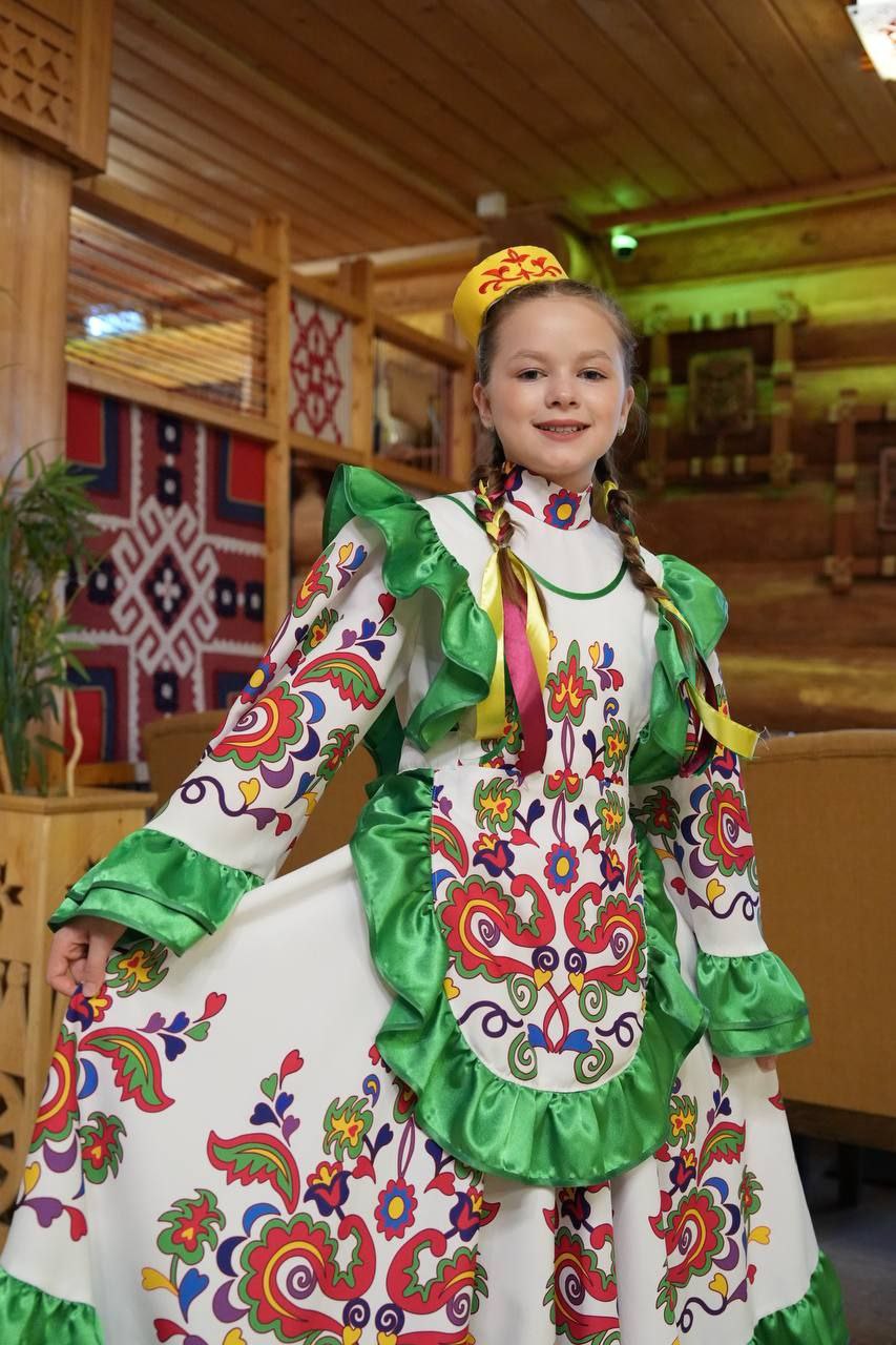 В своём телеграм - канале Глава Мордовии Артём Здунов разместил  видео, которое отражает основу нашей дружной республики - мы часть огромной, великой страны - с общей историей, многовековыми традициями и героическими предками В своём телеграм - канале Глава Мордовии Артём Здунов разместил  видео, которое отражает основу нашей дружной республики - мы часть огромной, великой страны - с общей историей, многовековыми традициями и героическими предками