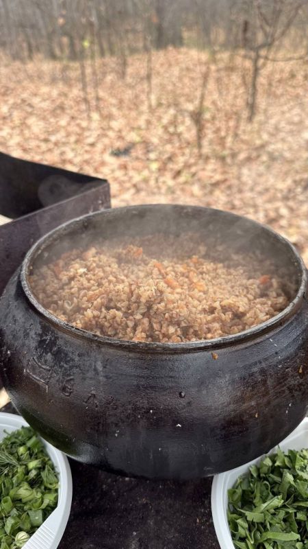    !    : , , ,            !