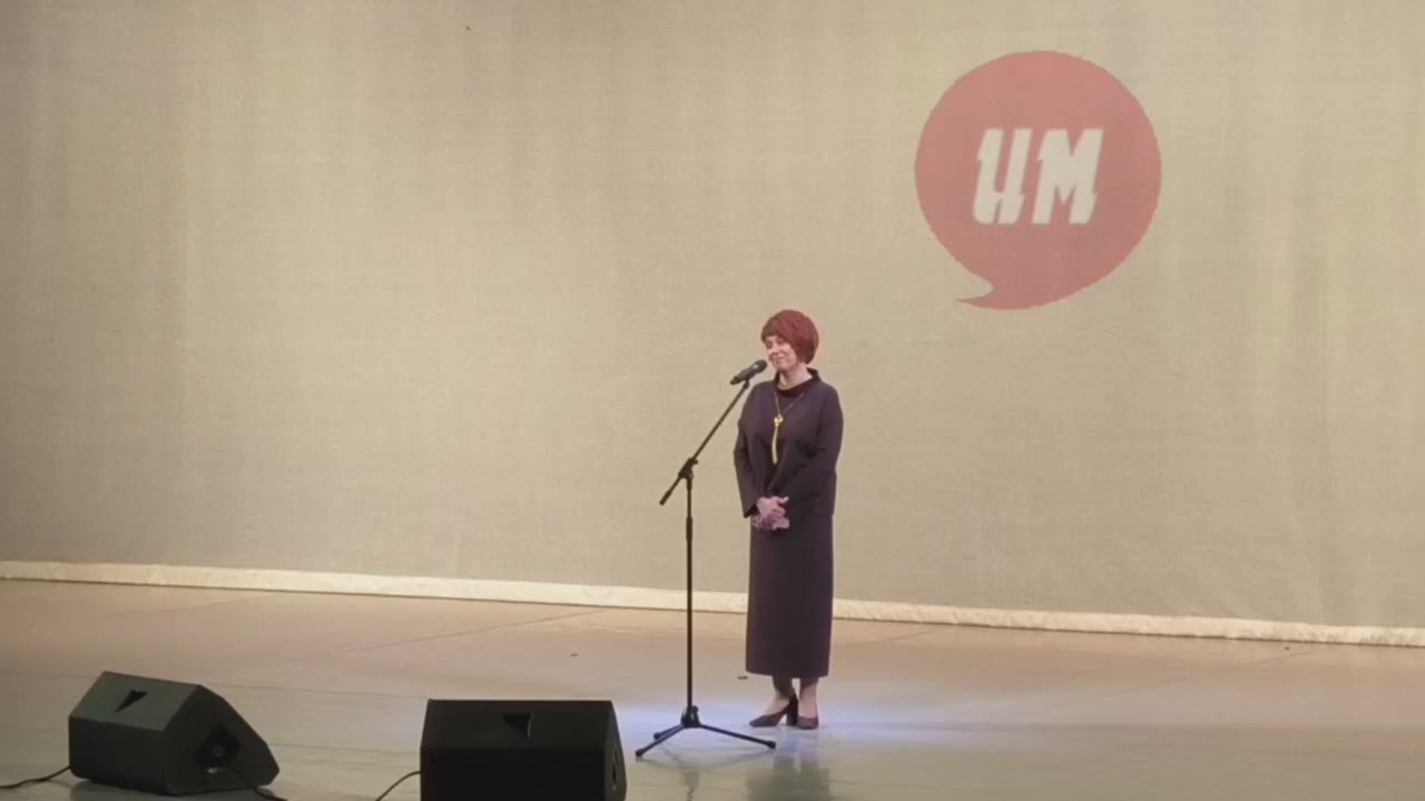 Даже не представляю, как после праздничного вечера Евгения Ивановна Чернова возвращалась домой