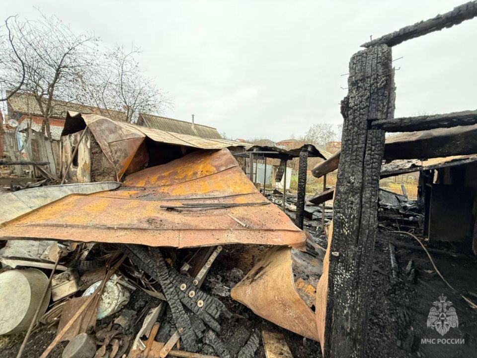 На пожаре в Рузаевке горел двухквартирный дом На пожаре в Рузаевке горел двухквартирный дом