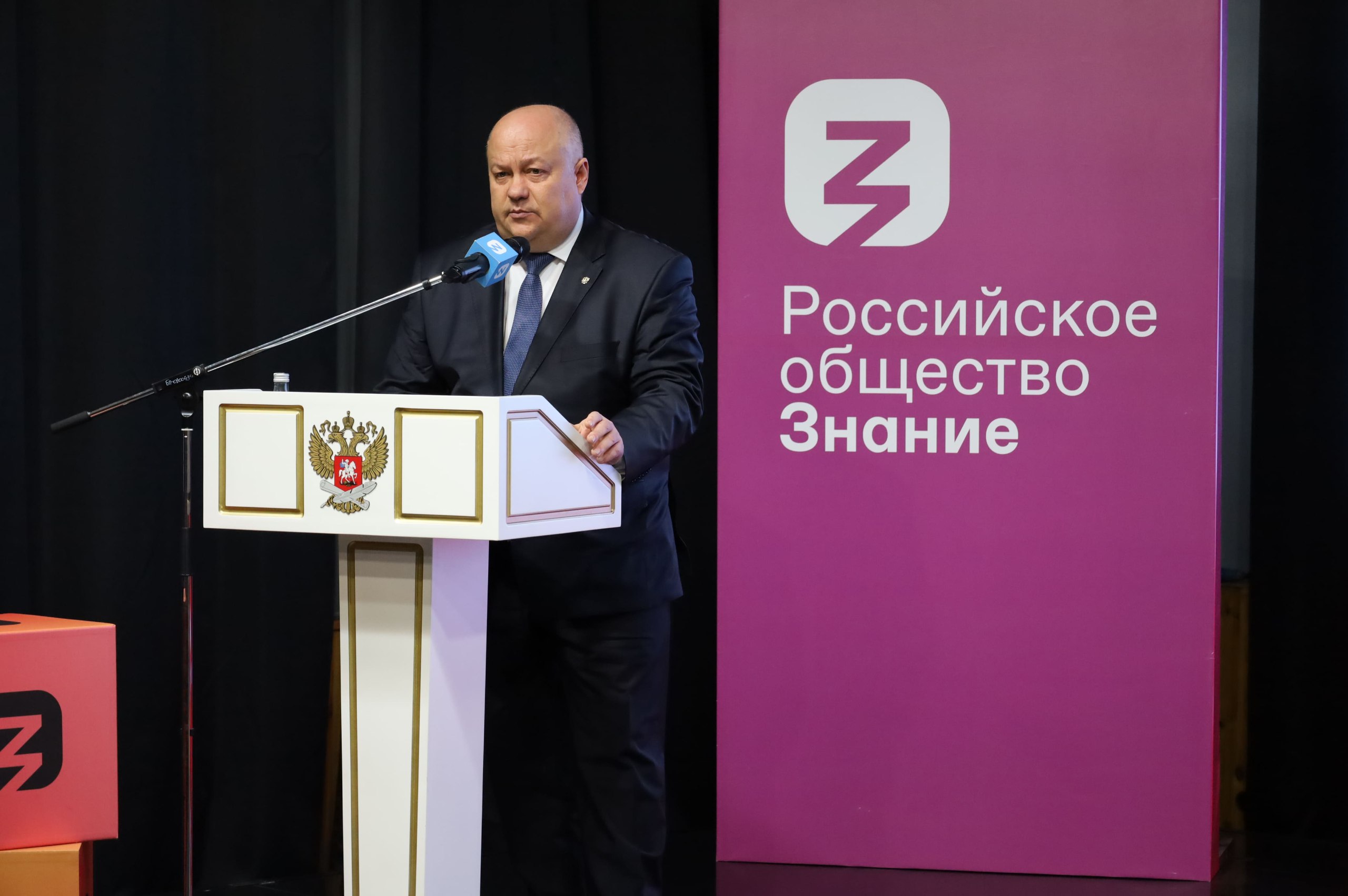 Проведен круглый стол «Информационные технологии и цифровые решения поддержки мордовских языков» Проведен круглый стол «Информационные технологии и цифровые решения поддержки мордовских языков»