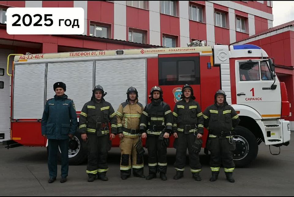 #Сквозьгода. История пожарно-спасательной части № 1 берет свое начало с 1954 года, когда в городе Саранск по улице Коммунистическая, 79 было построено здание пожарного депо на 4 пожарных автомобиля