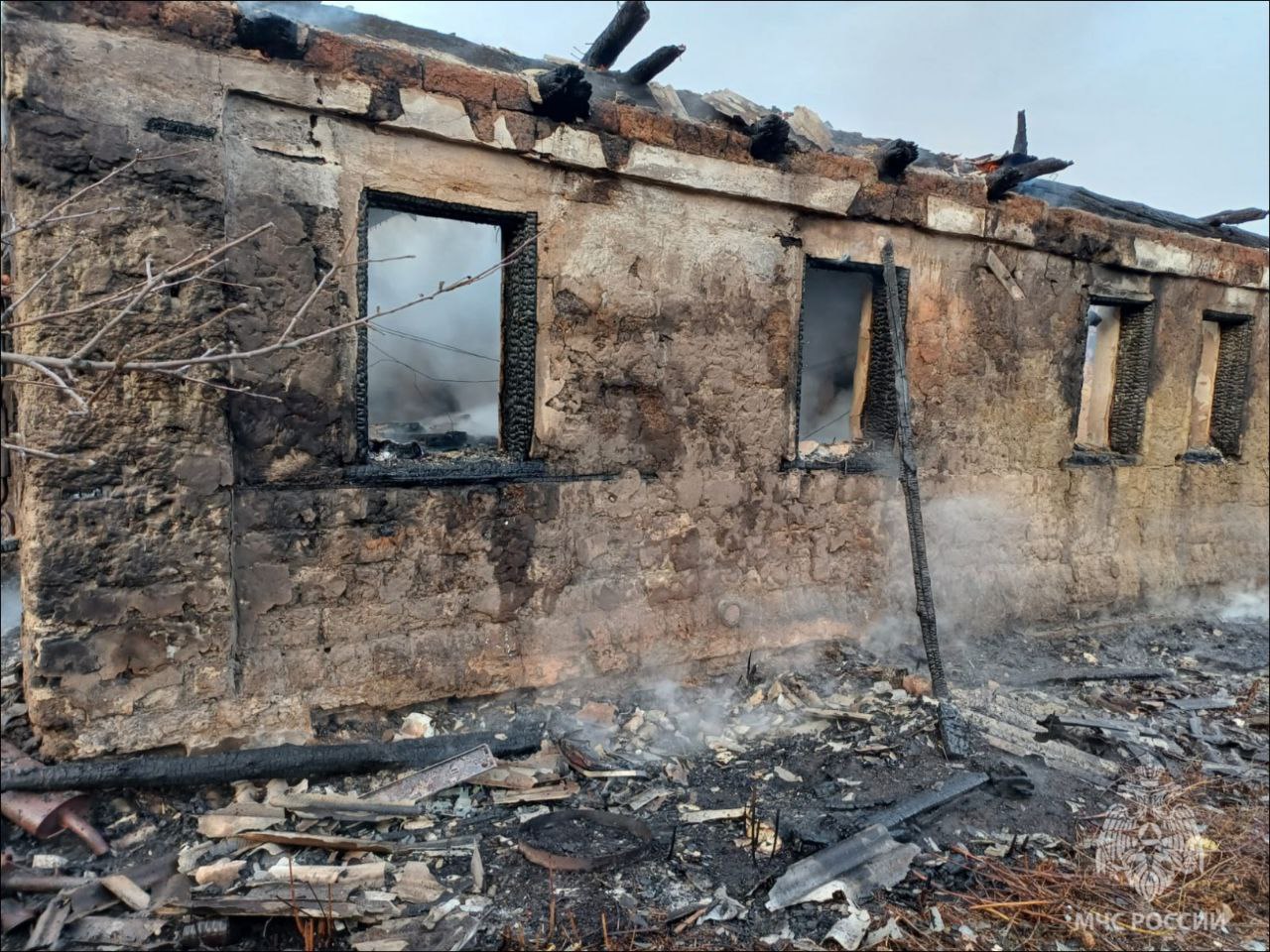 Пожар в Дубенском районе уничтожил легковой автомобиль Пожар в Дубенском районе уничтожил легковой автомобиль