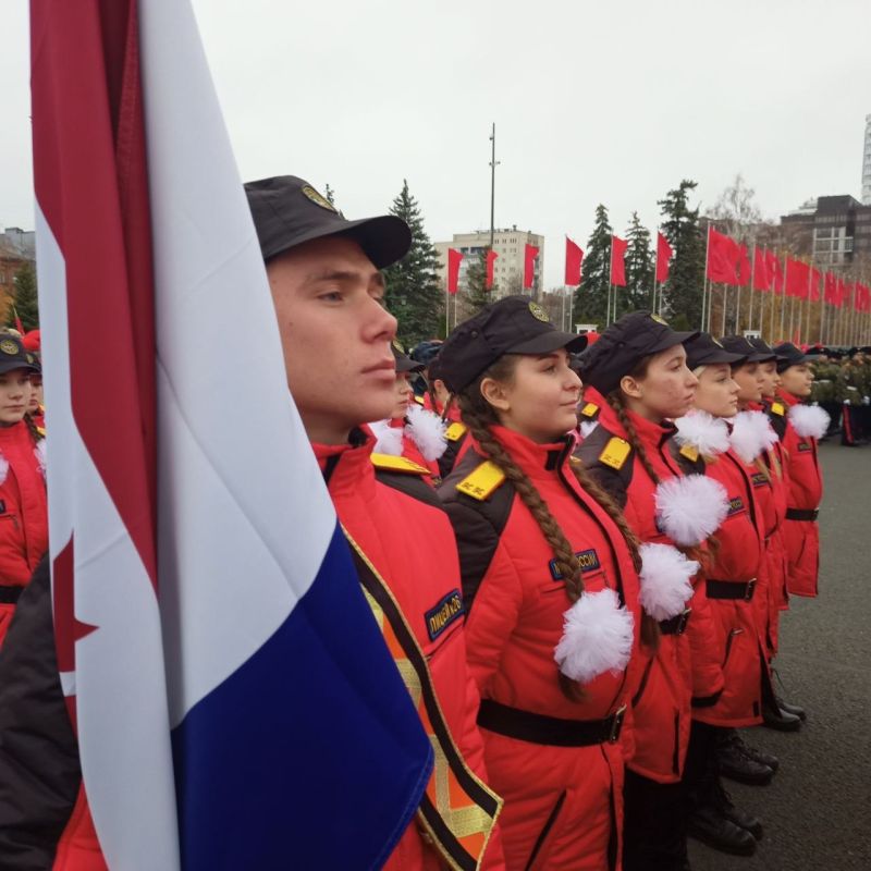 Наши кадеты — участники Парада Памяти!