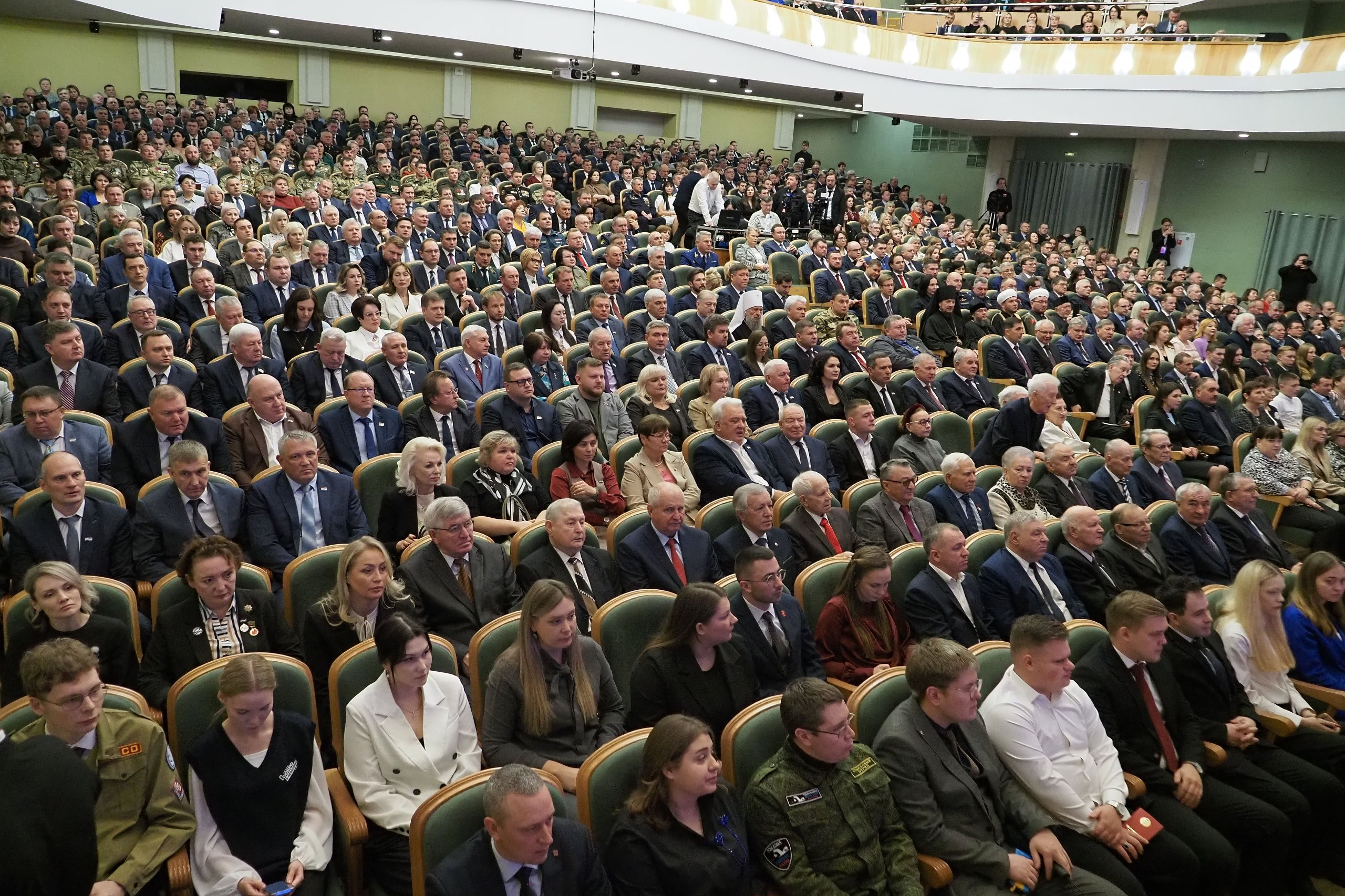 Глава Мордовии Артём Здунов выступил с ежегодным Посланием Государственному Собранию республики Глава Мордовии Артём Здунов выступил с ежегодным Посланием Государственному Собранию республики