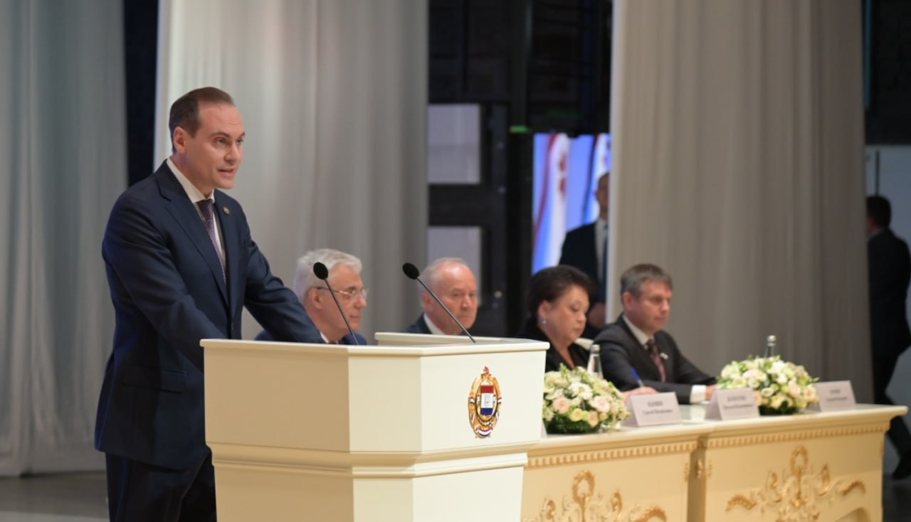 По традиции Глава РМ Артём Здунов начал Послание Государственному Собранию РМ на мордовских языках