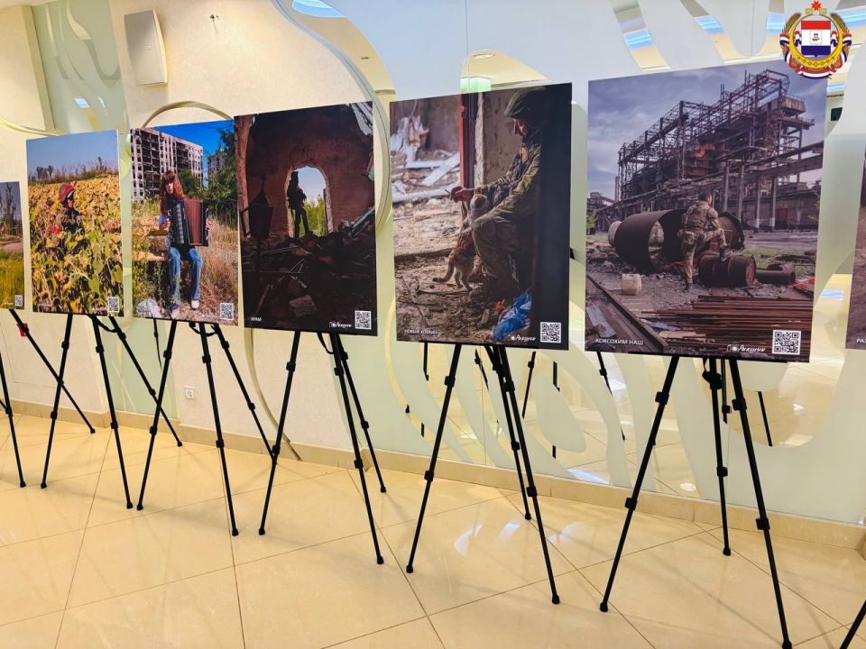 В фойе РДК представлен патриотический проект – о героическом прошлом и настоящем России