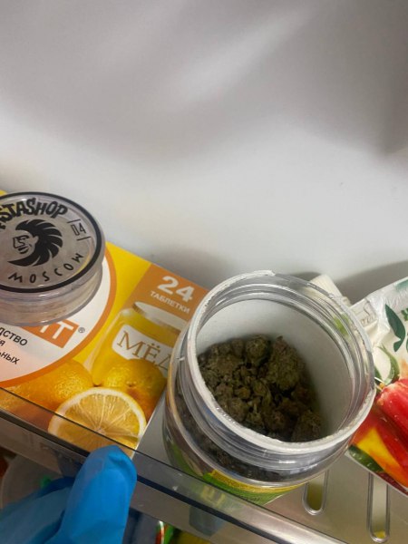 Оперативники УНК обнаружили в квартире местного жителя более 180 граммов марихуаны, спрятанной в пакетах для вакууматора Оперативники УНК обнаружили в квартире местного жителя более 180 граммов марихуаны, спрятанной в пакетах для вакууматора