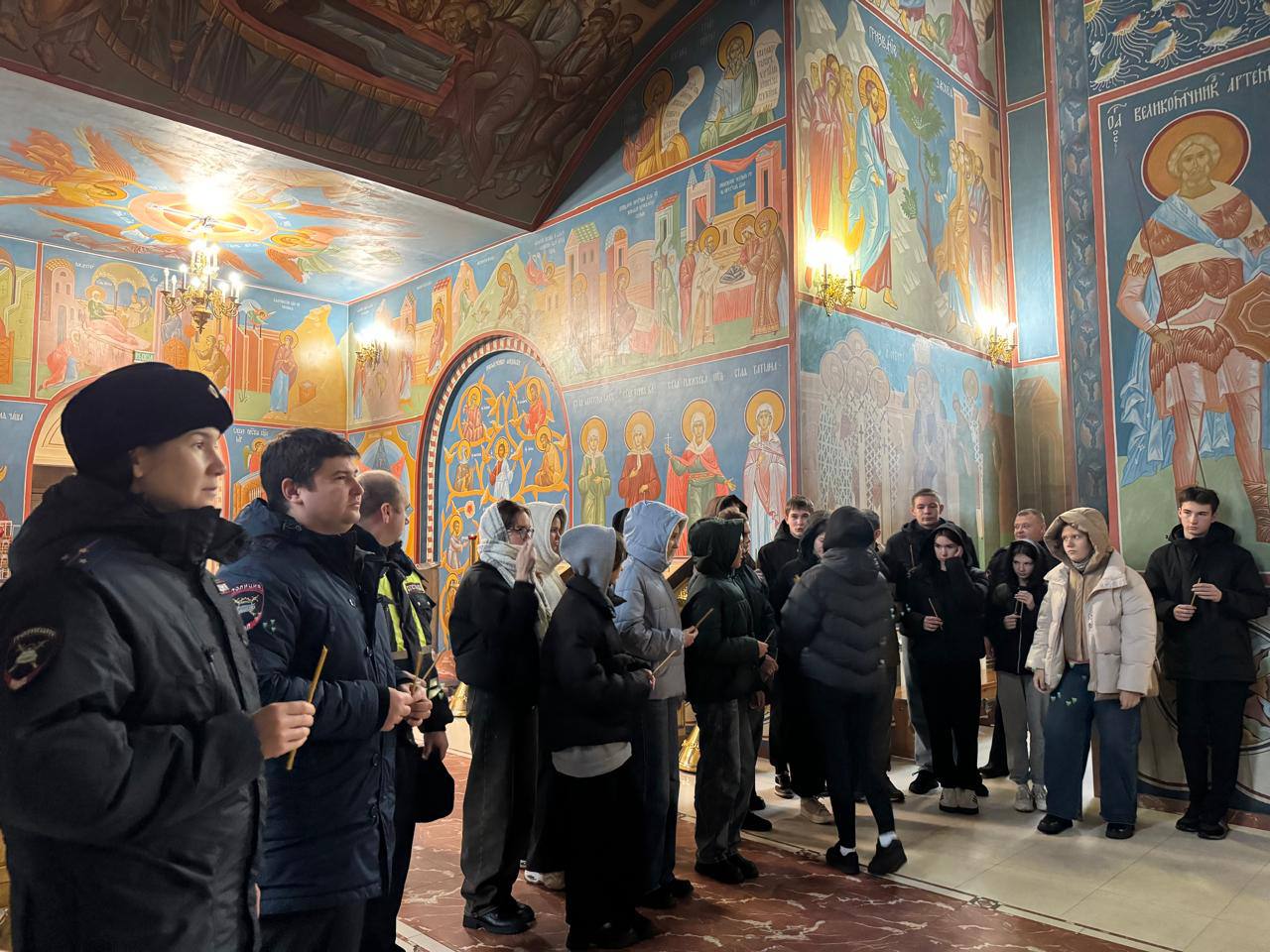 Сотрудники отделения Госавтоинспекции ММО МВД России “Краснослободский» в Воскресенском кафедральном соборе г. Краснослободска организовали мероприятие, приуроченное к предстоящему 16 ноября Всемирному дню памяти жертв... Сотрудники отделения Госавтоинспекции ММО МВД России “Краснослободский» в Воскресенском кафедральном соборе г. Краснослободска организовали мероприятие, приуроченное к предстоящему 16 ноября Всемирному дню памяти жертв...