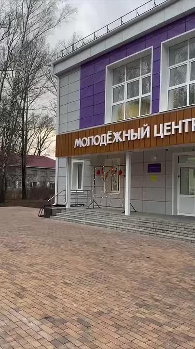 Лидер региона и федеральный гость посетили «Молодёжный центр» в Чамзинке