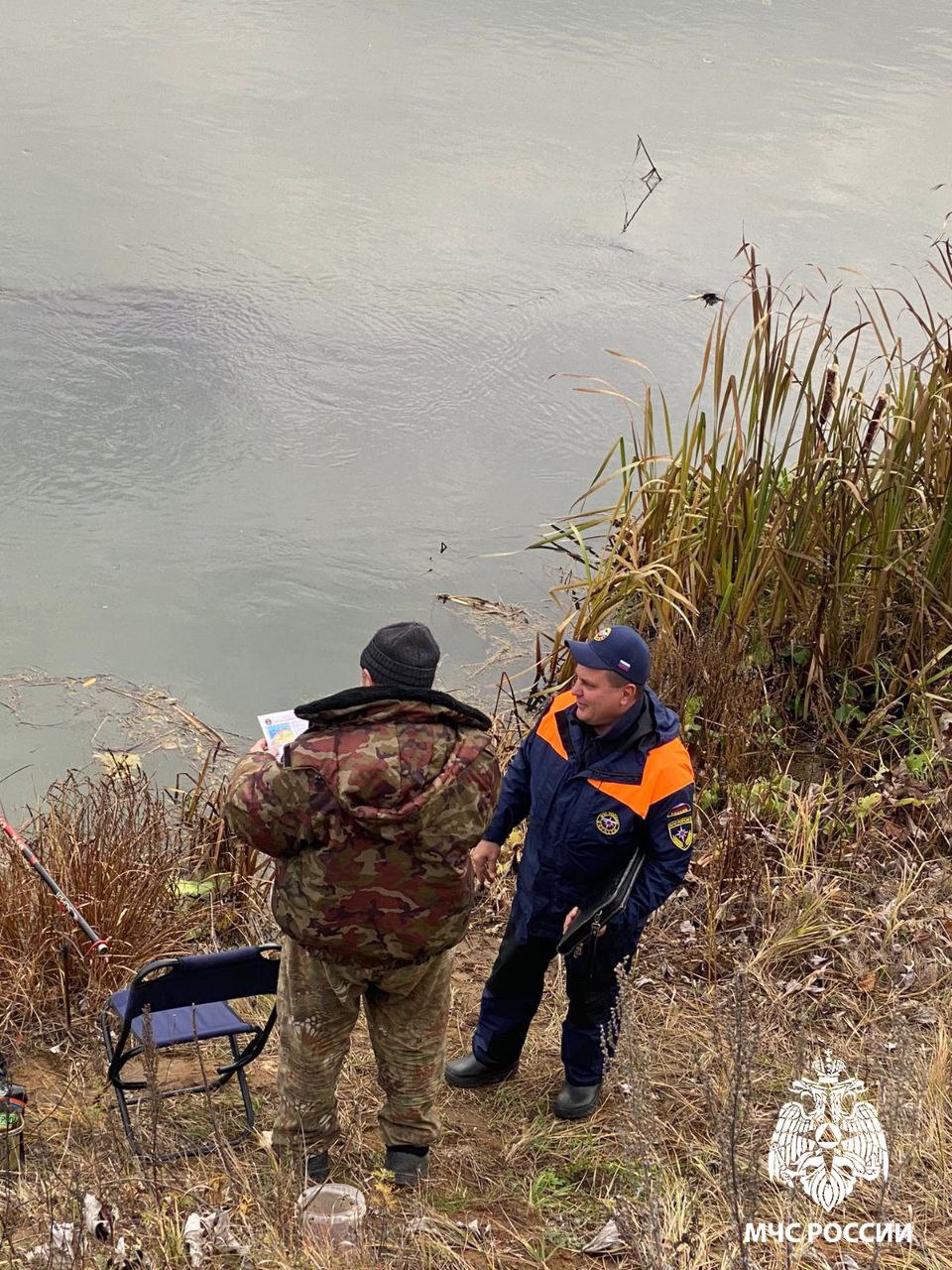 Инспекторы ГИМС МЧС России ежедневно проводят профилактические рейды, чтобы напомнить жителям республики об основных правилах безопасности: Инспекторы ГИМС МЧС России ежедневно проводят профилактические рейды, чтобы напомнить жителям республики об основных правилах безопасности: