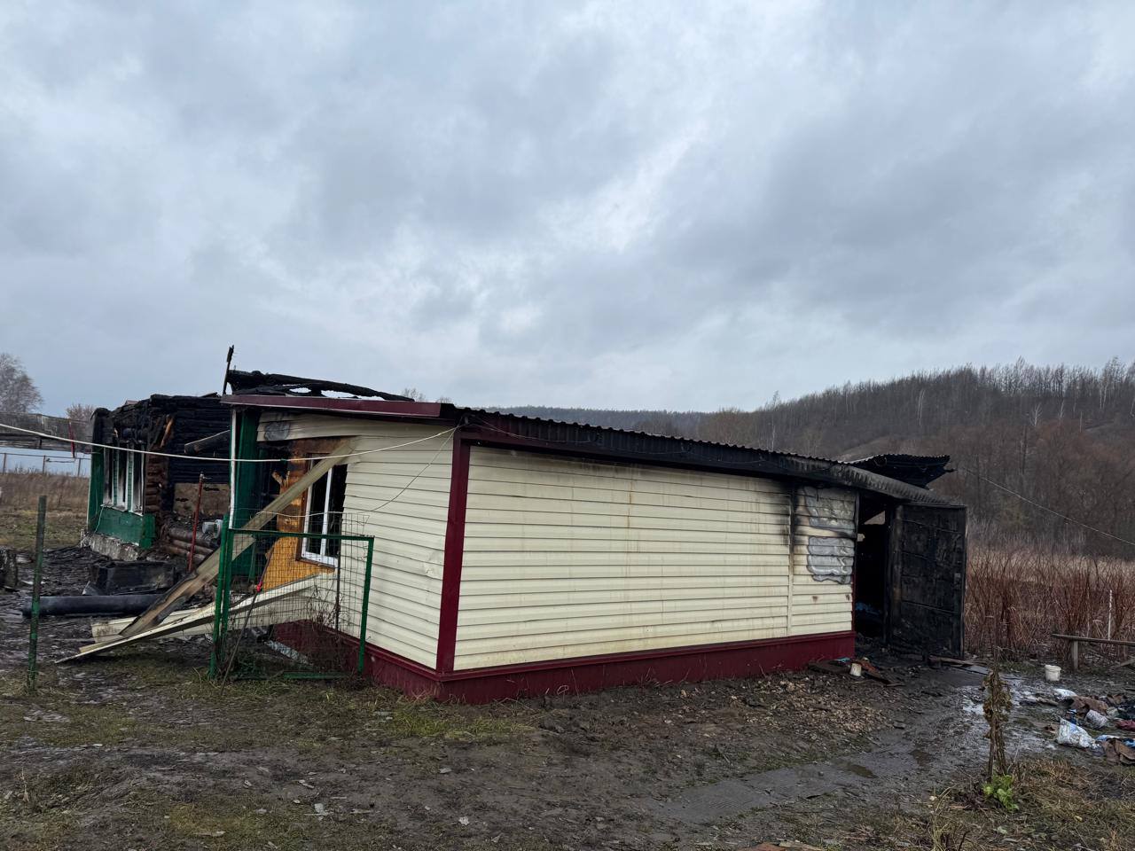 По факту пожара в Большеберезниковском районе, в результате которого погибла женщина, проводится проверка По факту пожара в Большеберезниковском районе, в результате которого погибла женщина, проводится проверка