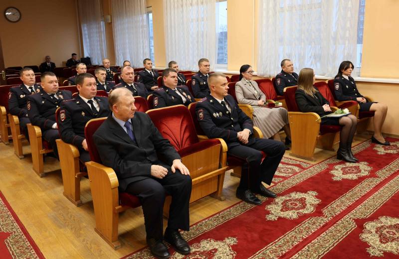 В текущем году участковыми уполномоченными полиции республики пресечено более 4 тысяч административных правонарушений В текущем году участковыми уполномоченными полиции республики пресечено более 4 тысяч административных правонарушений