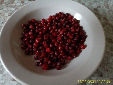 Клюква на зиму: секреты хранения и кулинарные рецепты