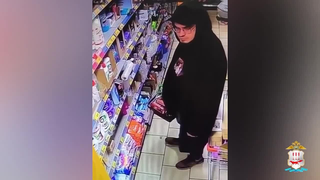 Внимание, устанавливается причастный к хищению товаров из сетевых магазинов в Саранске