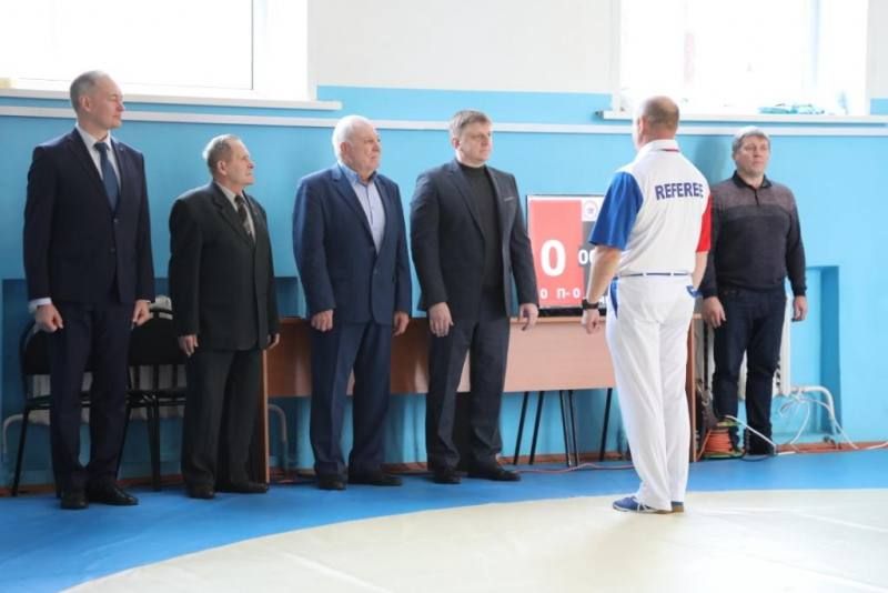 В Мордовии прошли республиканские соревнования по борьбе самбо среди представителей правоохранительных ведомств