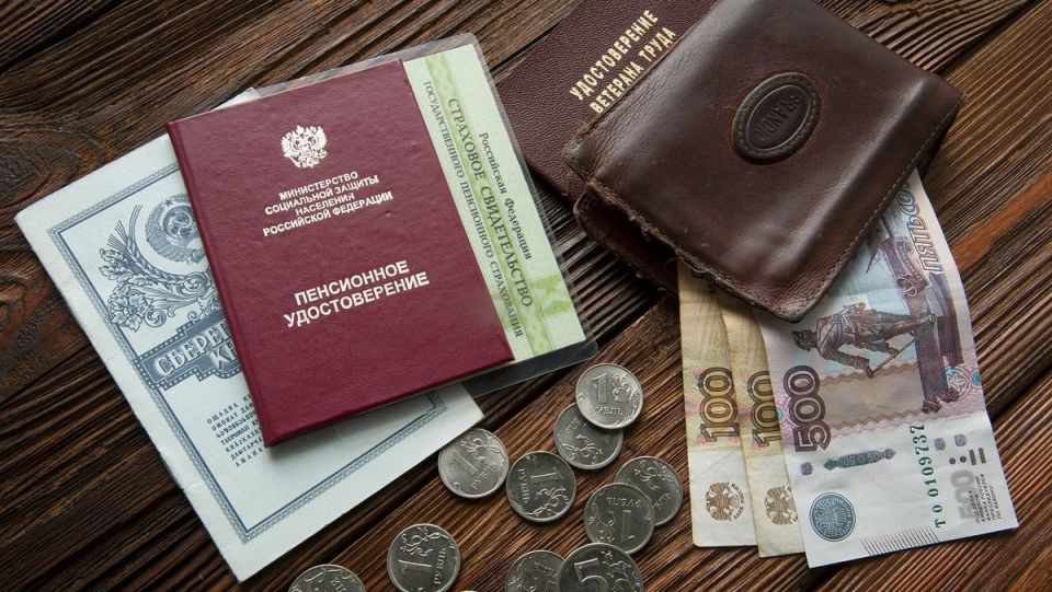 Пенсии в России: как заработок влияет на будущее благосостояние