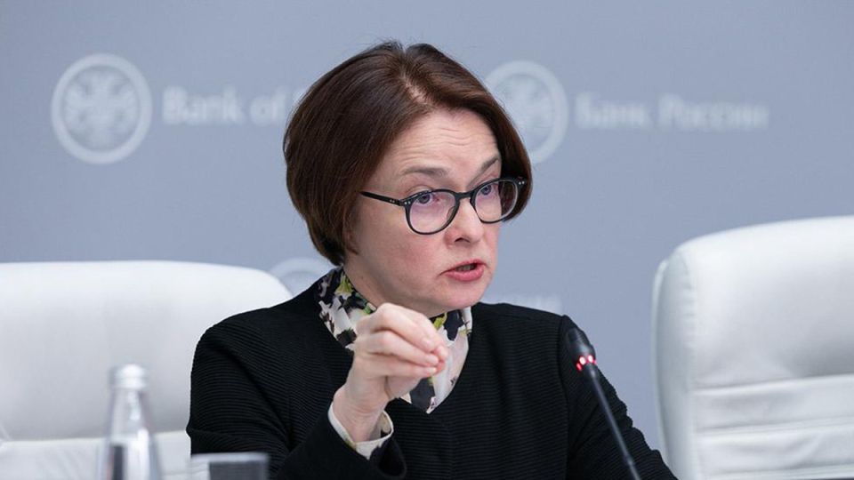 Почему ноябрь — время для финансового маневра: советы экспертов для вкладчиков