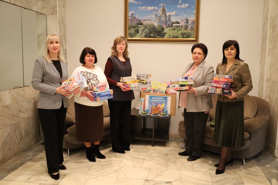 Госсобрание Мордовии готовит подарки для детей, которые находятся на лечении в больницах