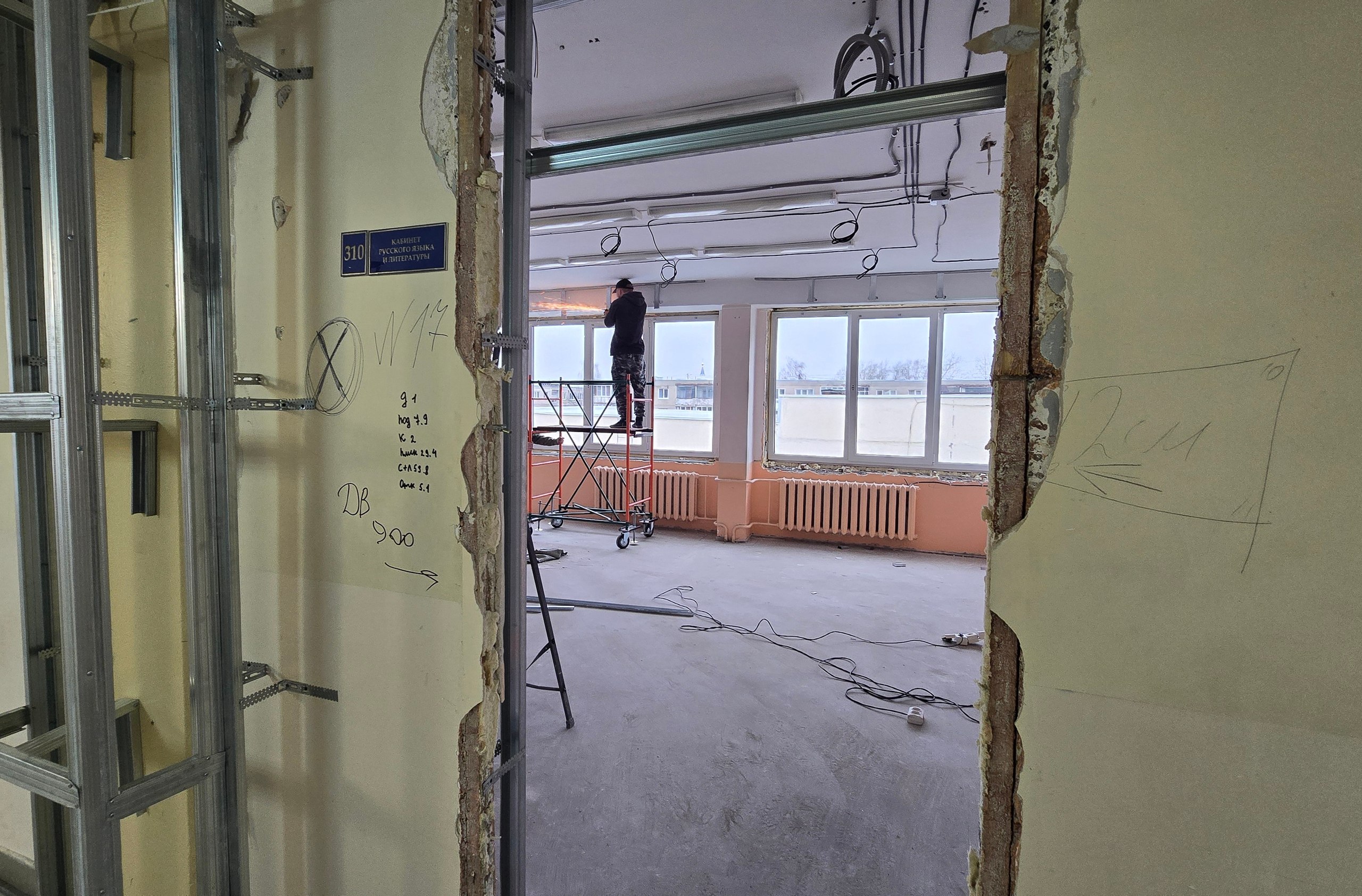 Продолжается капремонт лицея №31 в Саранске Продолжается капремонт лицея №31 в Саранске