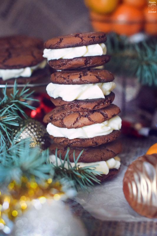 Побалуйте себя: шоколадные брауни-сэндвичи с нежнейшим кремом