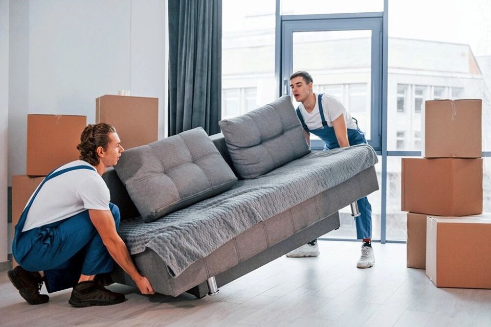 Как вернуть диван: полезные советы для покупателей в 2025 году