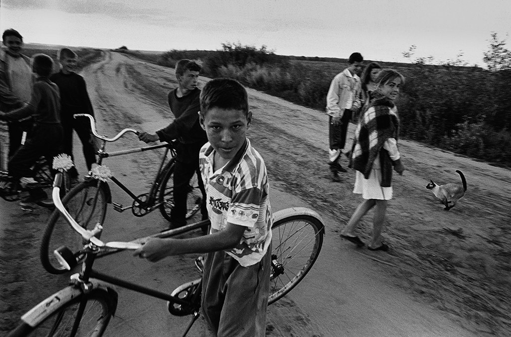 Выставка «Время и место». 3 декабря в 16:00 в конференц-зале Музея Эрьзи (Коммунистическая, 61) открывается выставка «Время и место» Выставка «Время и место». 3 декабря в 16:00 в конференц-зале Музея Эрьзи (Коммунистическая, 61) открывается выставка «Время и место»