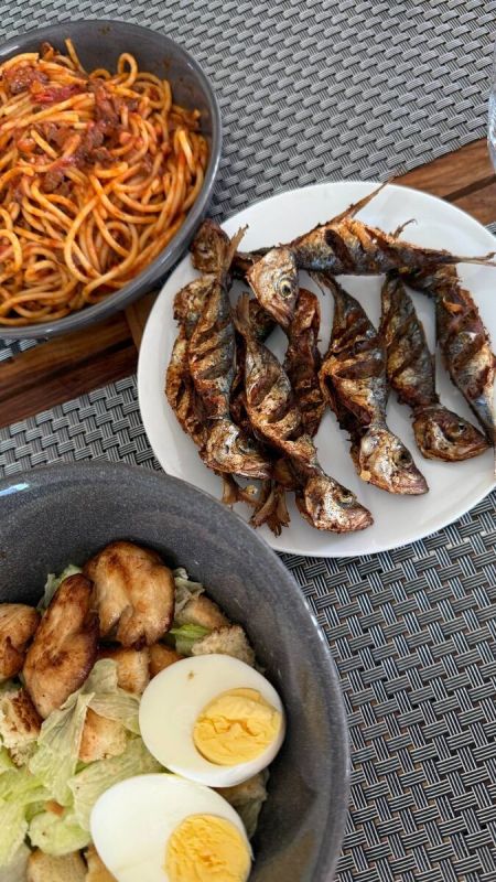 Вкусные моменты: как маленькая рыбка превращается в хрустящие лакомства