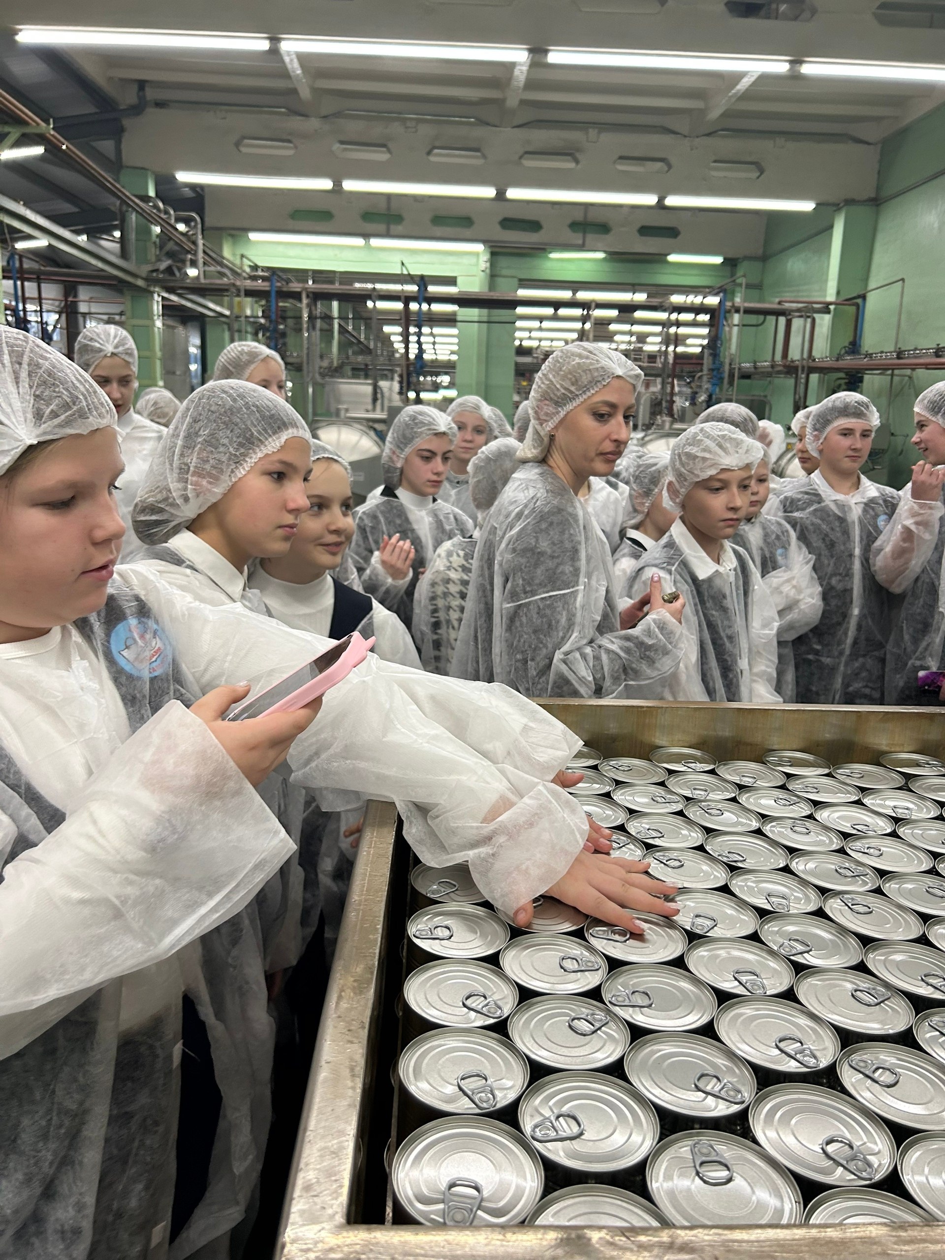 Обучающиеся саранской Гимназии № 20 посетили консервный завод «Саранский» Обучающиеся саранской Гимназии № 20 посетили консервный завод «Саранский»