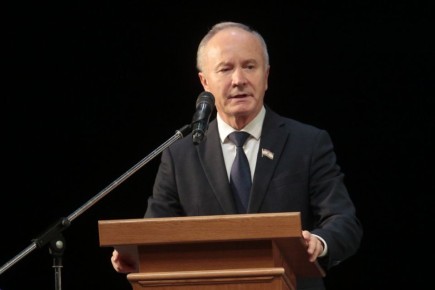 Сергей Вдовин вручил награды Госсобрания налоговикам Мордовии