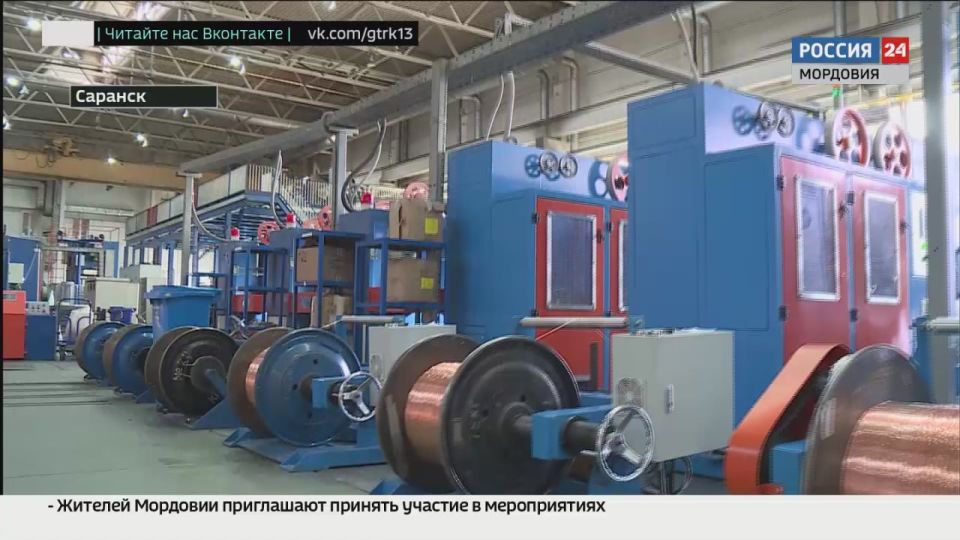 Артём Здунов с руководителем кабельного завода "Цветлит" обсудили итоги работы предприятия в 2025-ом году и планы на предстоящий год