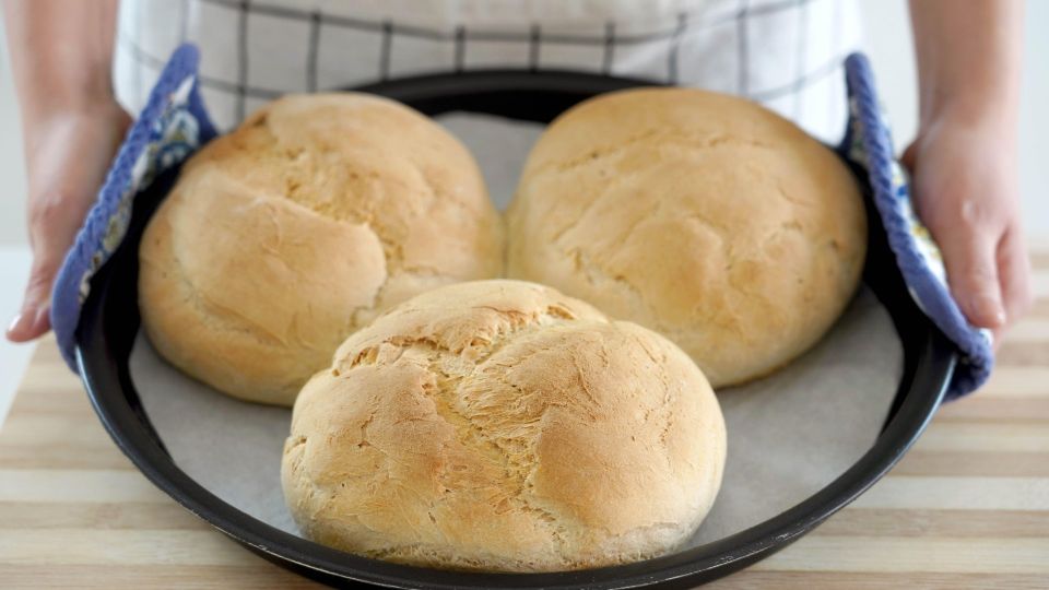 Сухую выпечку спасет этот трюк: маскировать глазурью не придется